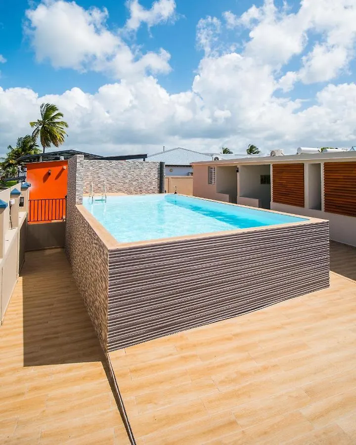 Evasion En Plein Coeur De La Ville Studio Jacuzzis Sauna Et Piscine Au Centre De 포트루이스 과달루프